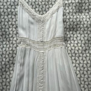White maxi dress; lace detailing; Size: Xs